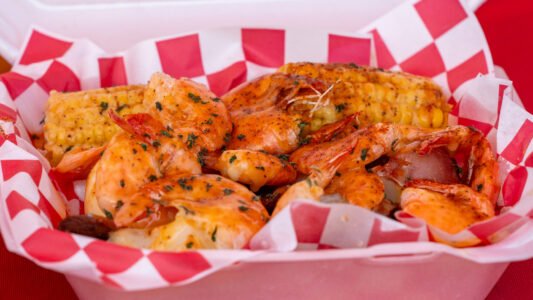 The Little River Food Truck Festival brought together great food, local vendors, and a crowd ready to enjoy a beautiful afternoon along the Grand Strand.
From sizzling grills to sweet treats, each truck offered something a little different — and plenty of reasons to come back for more.
It’s moments like these — good food, good people, and a place to gather — that remind us how simple it can be to feel right at home.